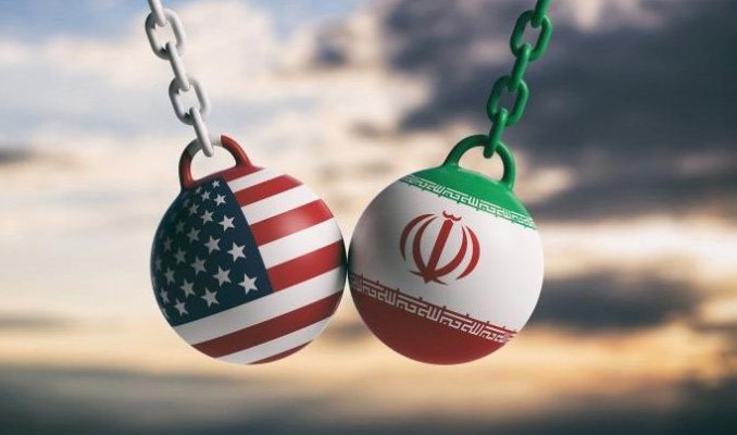 İran, ABD'nin füze denemesini kınadı