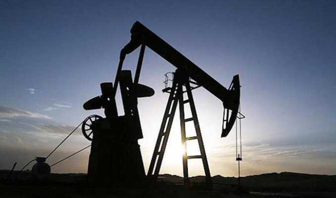 Küresel ticari gerilimlerin artmasıyla petrol fiyatları yükseldi