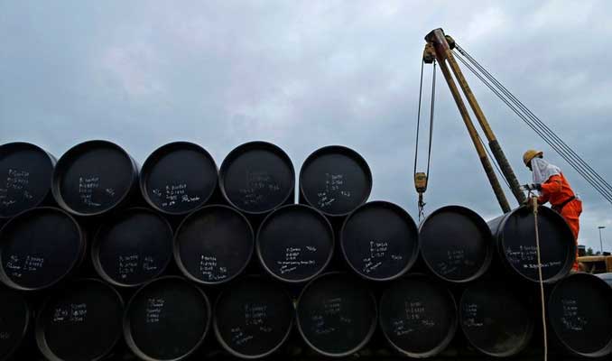 Brent petrolün varili 57,42 dolar 