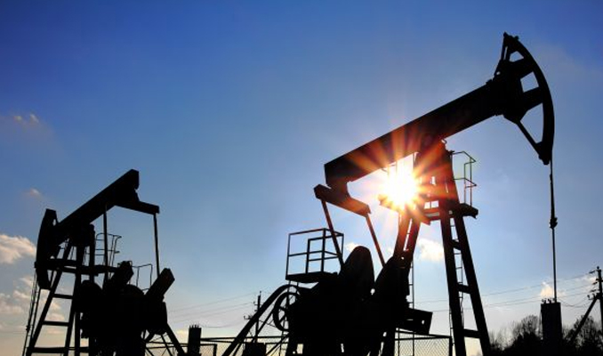 İran'ın Hürmüz Boğazı kozu petrol piyasalarını endişelendiriyor
