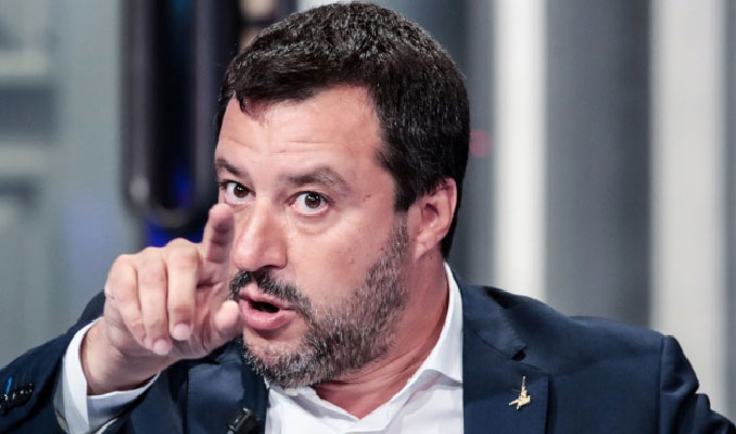İtalya'da Salvini'nin dokunulmazlığı tehlikede