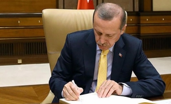 Cumhurbaşkanı Erdoğan'dan kritik imza! Çok sayıda isim görevden alındı