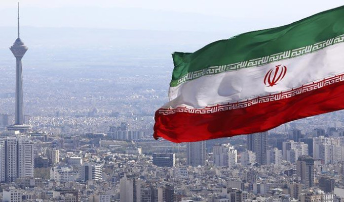 İran: Bugünden itibaren BM'nin silah ambargosu kaldırıldı