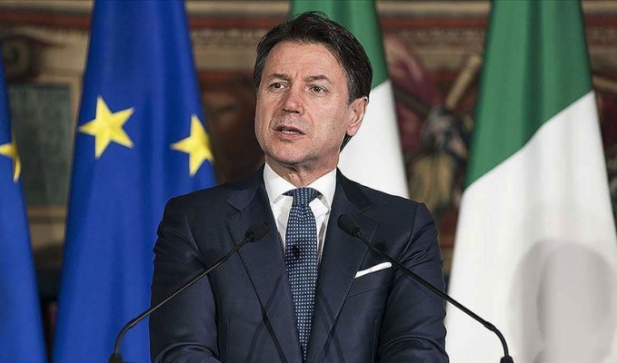 Başbakan Conte İtalya'da salgına karşı yeni tedbirleri açıkladı