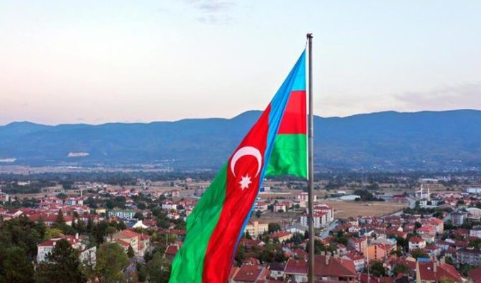 Azerbaycan’ı gururlandıran bayrak