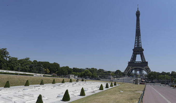Paris, salgında maksimum alarm seviyesine geçti