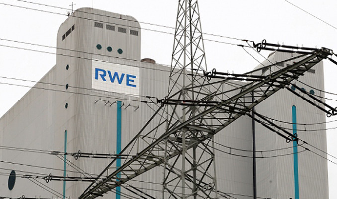 Alman enerji şirketi RWE'den 727 milyon euroluk hisse satışı