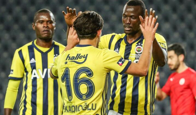 Fenerbahçe Türkiye Kupası'nda turu 4 golle aldı