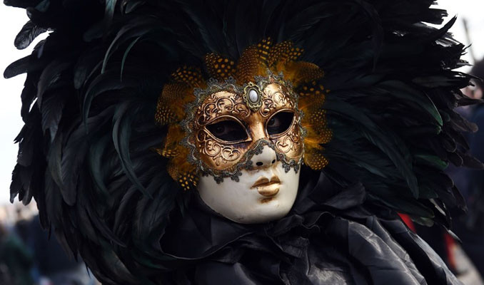 İtalya'nın ünlü karnavalı korona nedeniyle iptal