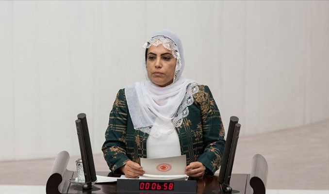HDP Diyarbakır Milletvekili Remziye Tosun hakkında soruşturma başlatıldı