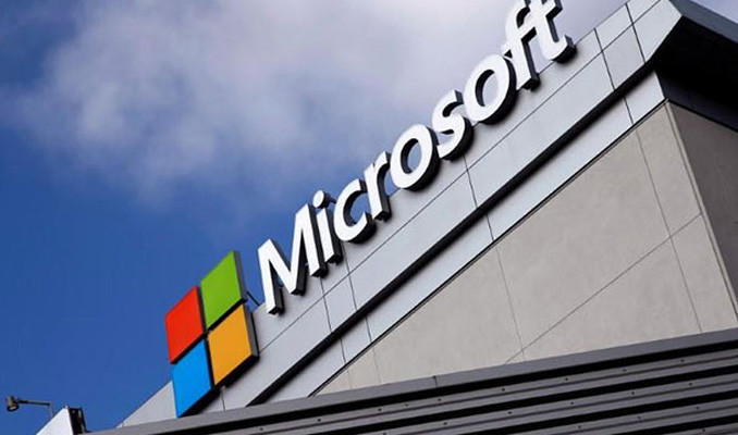 Microsoft bulut performansıyla kârını artırdı