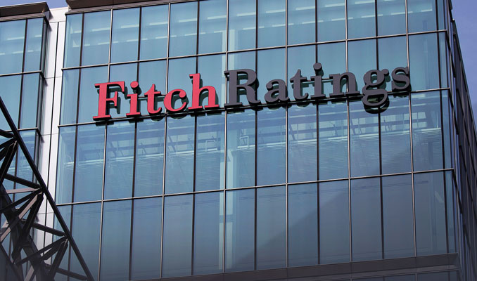Fitch: Bankalarda dış borç riski var ama likidite tamponları güçlü