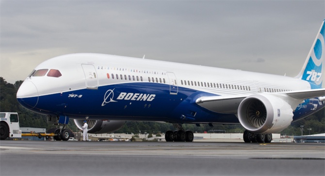 Boeing CEO’su havayolu hisselerini sarstı