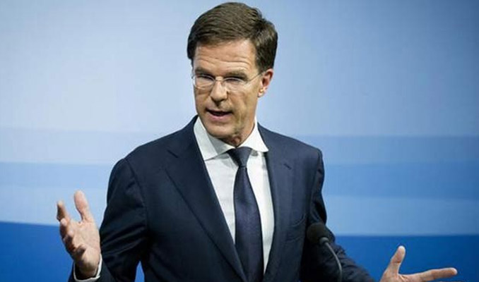 Hollanda Başbakanı Rutte’nin annesi hayatını kaybetti