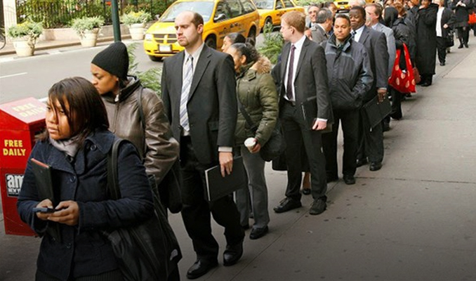 ABD'de bir ayda 20,5 milyon kişi işsiz kaldı