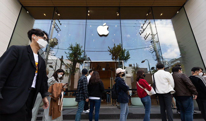 Apple, mağazalarını yeniden kapatıyor