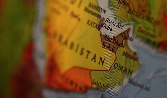 BAE ve Suudi Arabistan Sisi'yi savaşa zorluyor