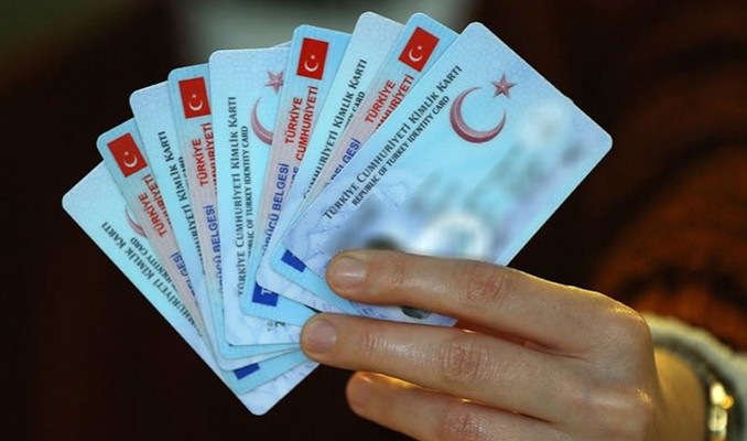 9 bin 11 yabancı Türkiye vatandaşlığına hak kazandı