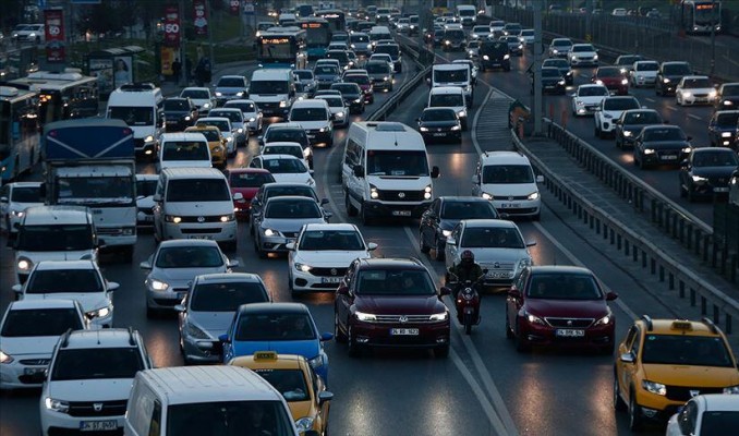 İstanbul'da trafik yoğunluğu yüzde 62'ye ulaştı