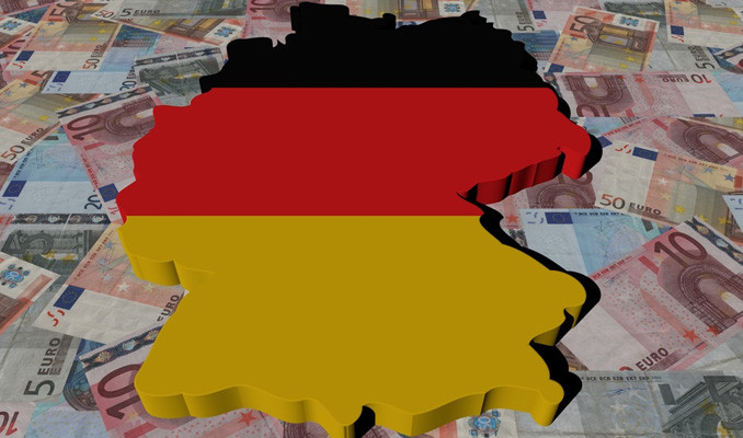 Almanya'da ekonominin küçülmesi yavaşlıyor
