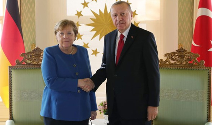Erdoğan ve Merkel'den önemli görüşme