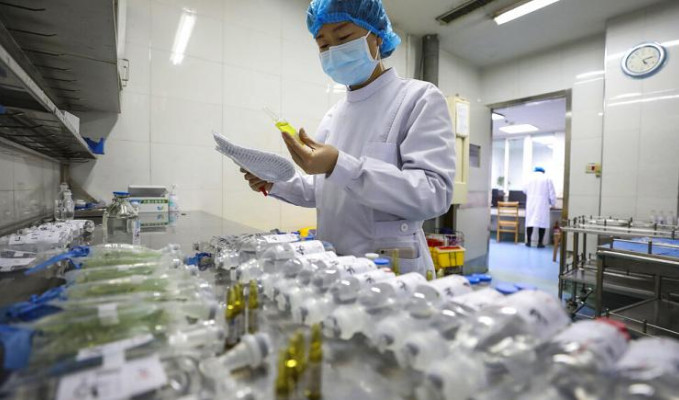 Çin, korona virüsün etkisini azaltacak aşıyı piyasaya sürüyor