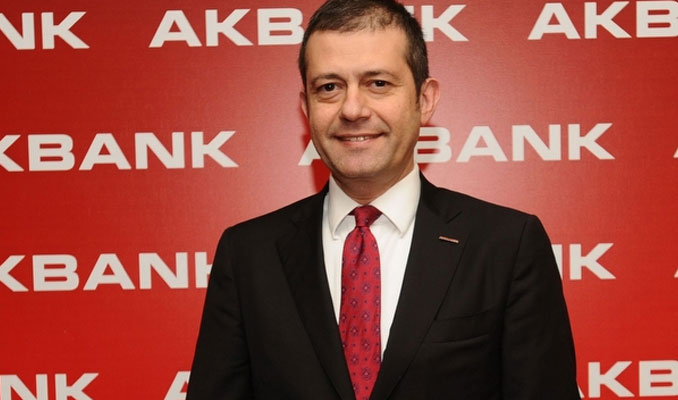 Akbank'tan ekonomiye ilk altı ayda 296 milyar kredi desteği