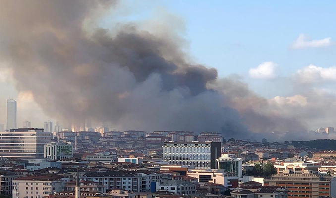 İstanbul Maltepe’de yangın!