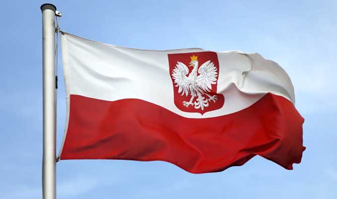 Polonya ekonomisi resesyona girdi
