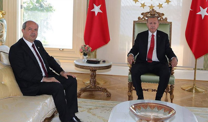 Cumhurbaşkanı Erdoğan KKTC Başbakanı ile görüştü