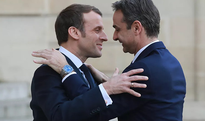 Miçotakis ve Macron savunma işbirliği konusunda anlaştı