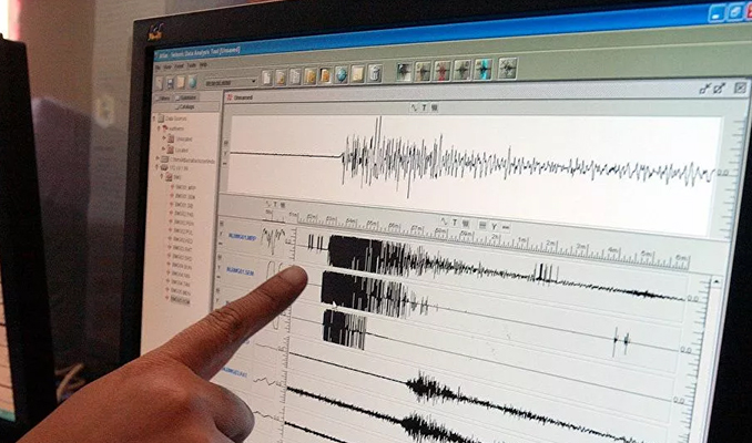 Muş ve Malatya'da deprem paniği 