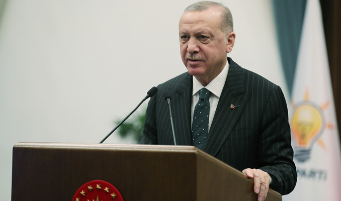 Erdoğan: AK Parti amblemden ibaret bir parti değildir