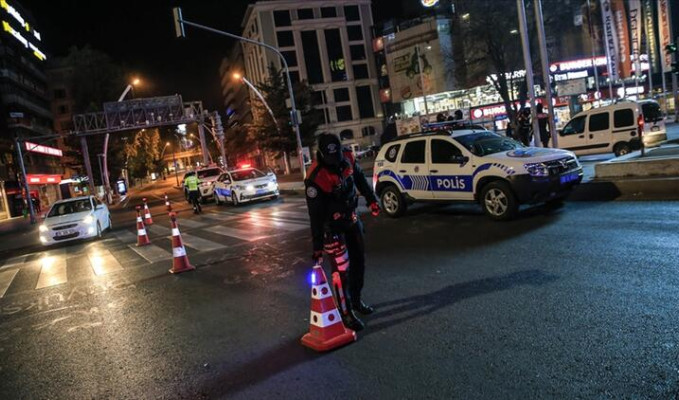 Türkiye genelinde sokak kısıtlaması başladı