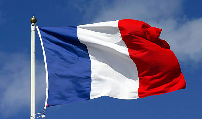 Fransa İsrail'i kınadı