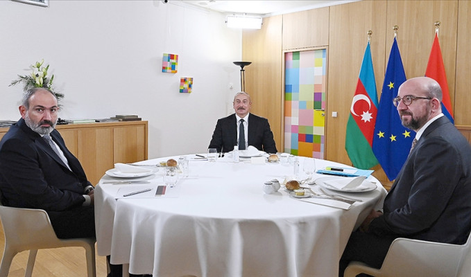 Aliyev ve Paşinyan bu kez Brüksel'de buluştu