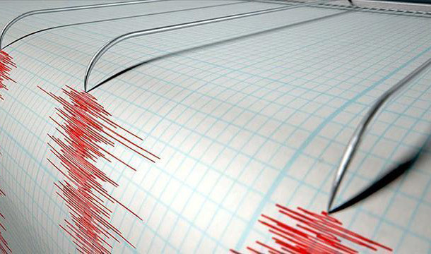 Akdeniz'de 4,9 büyüklüğünde deprem! 