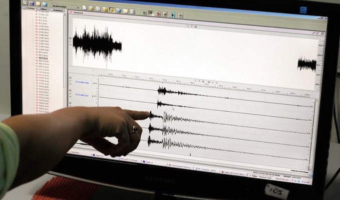 Afyonkarahisar'da deprem paniği