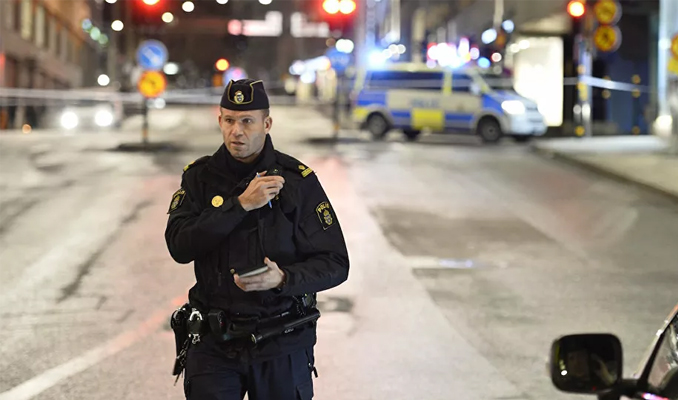 İsveç'te bıçaklı saldırı: 8 yaralı