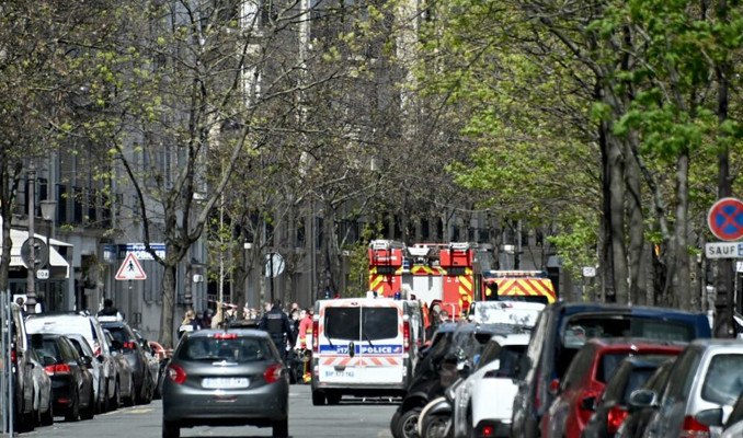Fransa'nın başkenti Paris'te silahlı saldırı