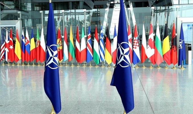 NATO Rusya gündemi ile toplanıyor
