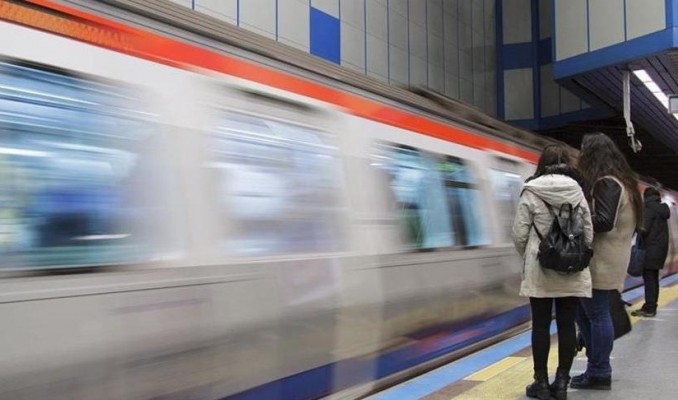 Metro İstanbul yeni sefer saatlerini açıkladı