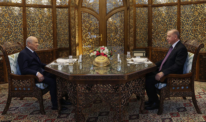 Erdoğan ile Bahçeli iftar yemeğinde bir araya geldi
