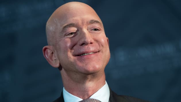 Bezos, yaklaşık 2 milyar dolar değerinde Amazon hissesi satıyor