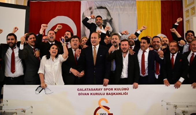 Burak Elmas Galatasaray'ın 38. başkanı oldu