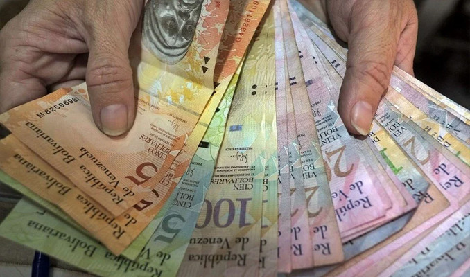 Venezuela’da asgari ücret 30 liranın altında