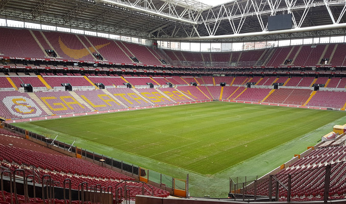 Galatasaray sezonu Başakşehir'in stadında açacak