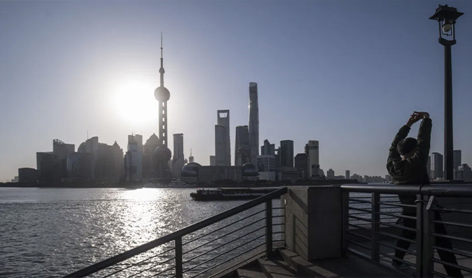 Çin devlet medyası yatırımcıları sakinleştirmeye çalışıyor