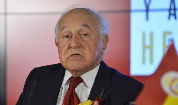 Galatasaray'ın eski başkanı Duygun Yarsuvat hayatını kaybetti