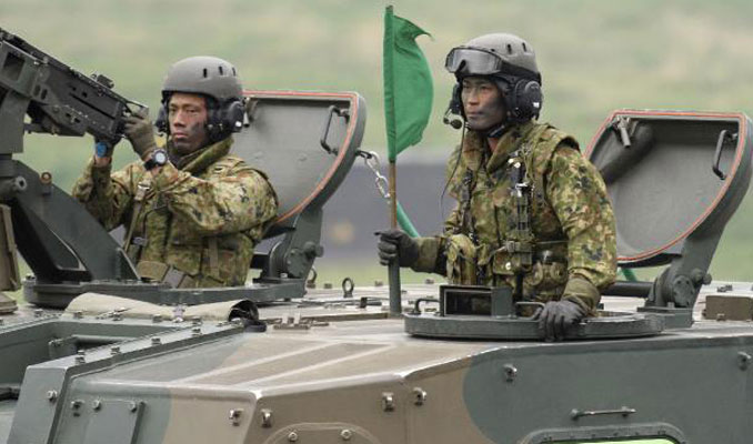 Japonya’da son 30 yılın en geniş çaplı askeri tatbikatı